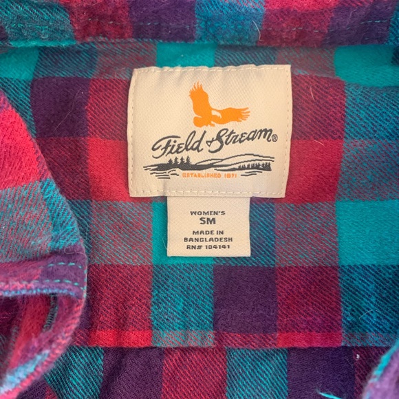 Lot: 4 women’s Small flannel shirts - Picture 15 of 16
